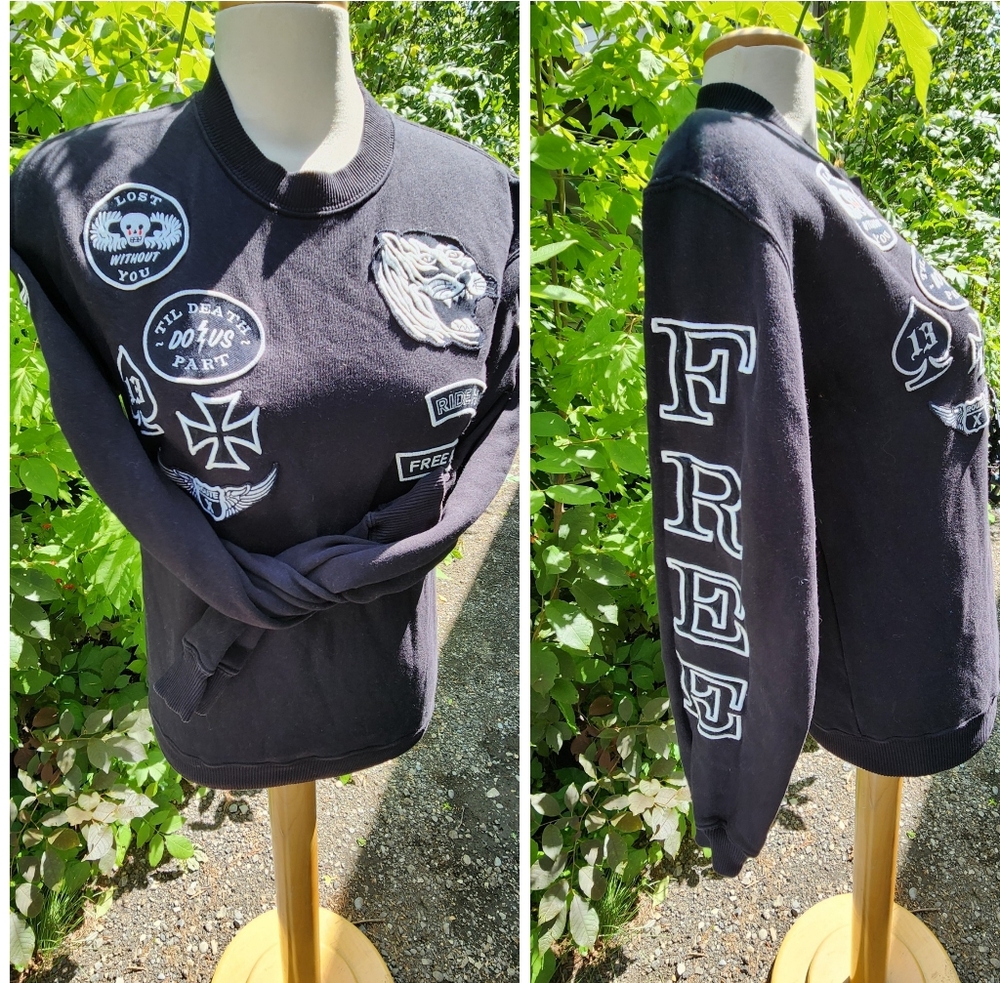 Wilfred Free Xs Sweatshirt with Patches,‎ Free, Lone Wolf, Ride Hard, Rebelcore